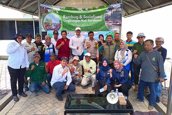 Media Palemahan : Gotong Royong Jaga Sungai Surabaya